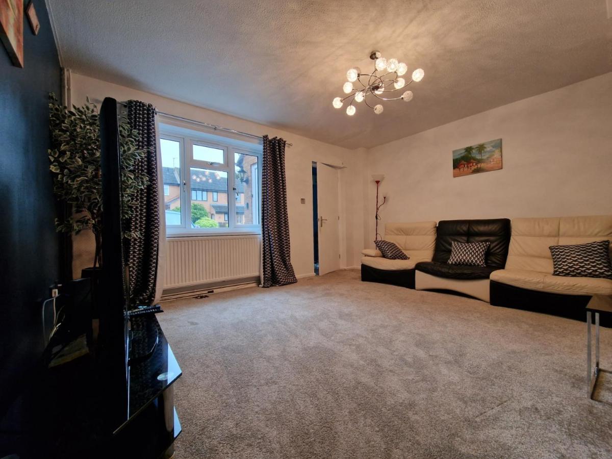Nice Living Serviced Accommodations 7 Rugby Eksteriør bilde